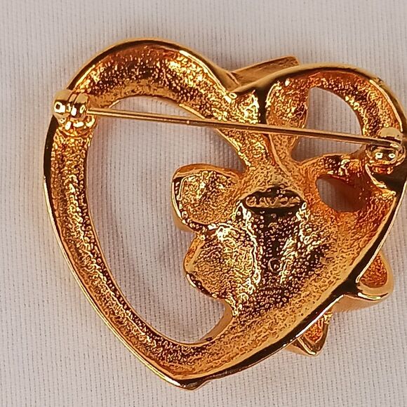 AVON Vintage Stamped Brooch Pin Large Goldtone Heart Sapphire - Picture 6 of 7